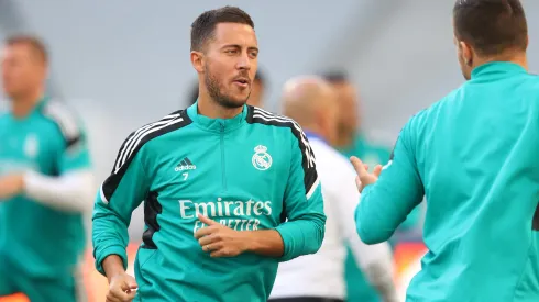 PARIS, FRANCE - MAY 27: Eden Hazard of Real Madrid warms up during the Real Madrid Training Session at Stade de France on May 27, 2022 in Paris, France. Real Madrid will face Liverpool in the UEFA Champions League final on May 28, 2022. (Photo by Catherine Ivill/Getty Images)