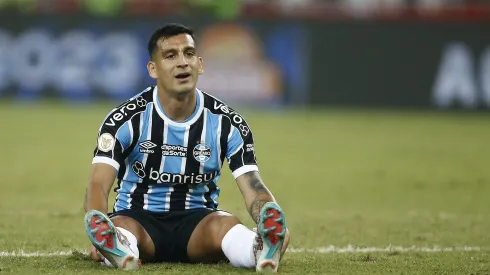 Para jogar com Cristaldo: Camisa 10 tem nome levado ao Grêmio  – Foto: Wagner Meier/Getty Images)
