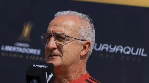 Recado DIRETO: Dorival manda o papo sobre confronto contra o Corinthians – Foto: Buda Mendes/Getty Images)
