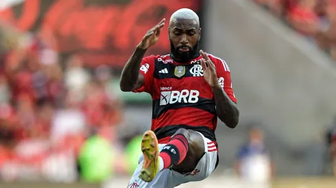 Foto: Thiago Ribeiro/AGIF – Gerson criou confusão nos bastidores do Flamengo.
