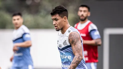 Foto: Raul Baretta/ Santos FC – Marcos Leonardo em treino de terça-feira (15)
