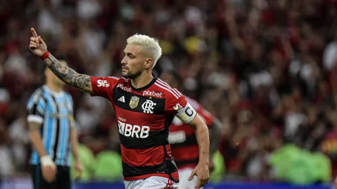 Foto: Thiago Ribeiro/AGIF- Arrascaeta foi o autor do gol da classificação