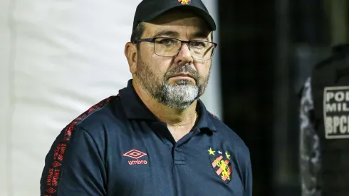 Foto: Rafael Vieira/AGIF- Enderson Moreira explica motivo de ter escalado jogador