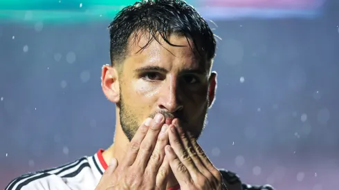 Marcello Zambrana/AGIF. Calleri celebra seus 150 jogos com a camisa do São Paulo