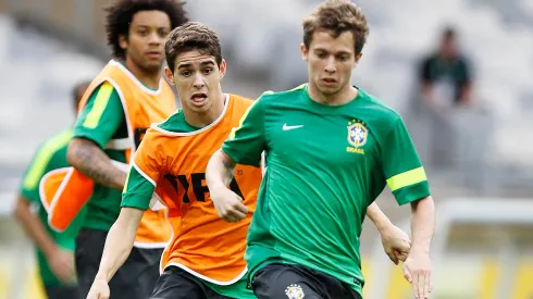 Foto: Wagner Meier/AGIF - Bernard (à frente) topa retornar ao Brasil em janeiro