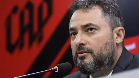 Foto: Divulgação/CAP - Mattos manteve 20% da 'fatia' de Khellven para o Athletico em venda para o CSKA