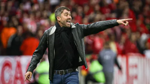 Foto: Maxi Franzoi/AGIF- Eduardo Coudet comenta sobre situação no Brasileirão
