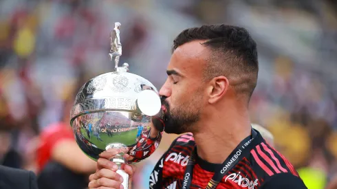 Flamengo não tem zelo e situação de Fabrício Bruno pode AZEDAR de vez - Foto: Hector Vivas/Getty Images