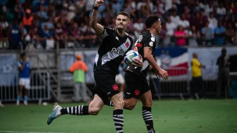 Camisa 99 vem colecionando gols e grandes atuações desde sua chegada
