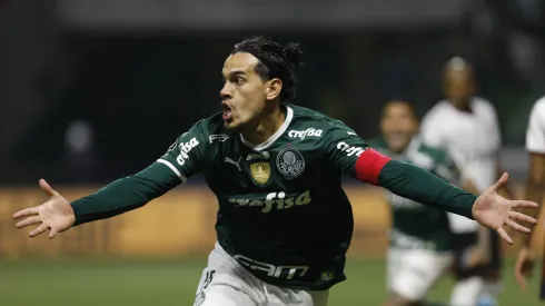 Futuro de Gómez volta à pauta do Palmeiras e contrato até 2028 – Foto: Ricardo Moreira/Getty Images
