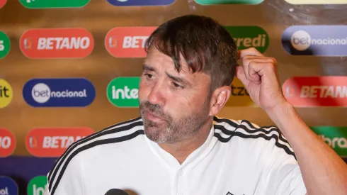 Foto: Fernando Moreno/AGIF- Eduardo Coudet treinou o Galo em 2023