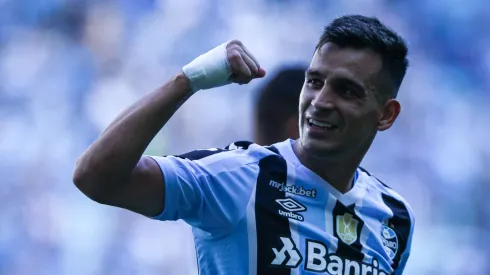 Cristaldo tem contrato vigente com Grêmio, mas Palmeiras quer meia para 2024
