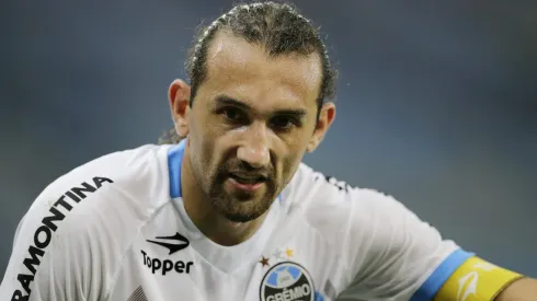 Rio de Janeiro - RJ - 28/09/14 - Brasileiro A 2014, Botafogo X Gremio - Hernan Barcos do Gremio durante partida no Estadio Maracana pelo Campeonato Brasileiro A 2014<br />
- Foto: Paulo Campos/AGIF