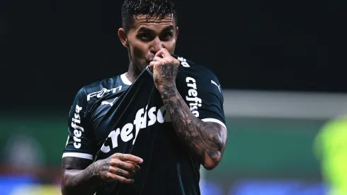 Ettore Chiereguini/AGIF. Dudu agradece apoio dos colegas de equipe no Palmeiras