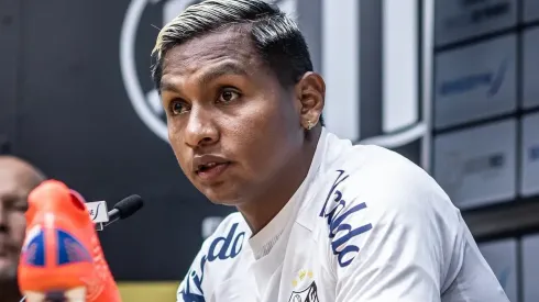 Foto: Raul Baretta/Santos FC – Morelos falou sobre o momento do Santos
