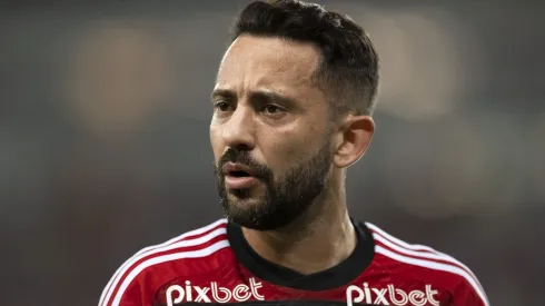 Jorge Rodrigues/AGIF. Novidade sobre Everton Ribeiro anima torcida do Internacional