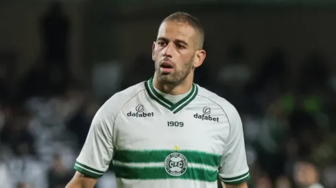 Slimani durante sua estreia
