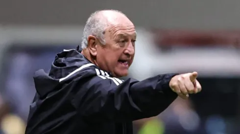 Foto: Gilson Lobo/AGIF – Luiz Felipe Scolari tecnico do Atletico-MG durante partida contra o Botafogo no estadio Arena MRV pelo campeonato Brasileiro A 2023. 
