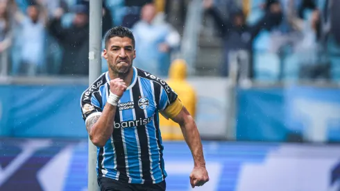 Foto: Maxi Franzoi/AGIF- Suárez tenta marcar o seu primeiro gol fora de casa