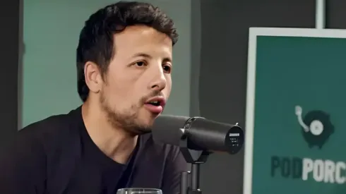 Foto: Reprodução/YouTube – André Hernan lembrou que árbitro do VAR de Corinthians x Grêmio prejudicou Palmeiras em 2022