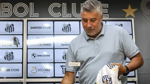 ESTÁ NO CONTRATO! R$ 360 milhões: Gallo já sabe valor sobre uma possível saída de joia da Vila<br />
- Foto: Fernanda Luz/AGIF