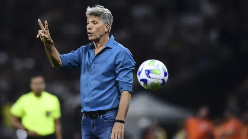 NA BRONCA! João Pedro brilha, mas gremistas ficam na bronca: “Faz porr* nenhuma” – Foto: Mauro Horita/Getty Images
