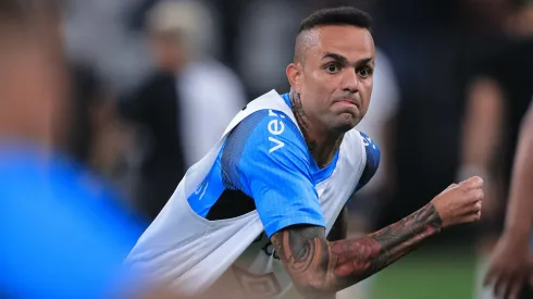 SP - SAO PAULO - 18/09/2023 - BRASILEIRO A 2023, CORINTHIANS X GREMIO - Luan jogador do Gremio durante aquecimento antes da partida contra o Corinthians no estadio Arena Corinthians pelo campeonato Brasileiro A 2023. Foto: Ettore Chiereguini/AGIF