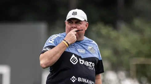 Foto: Raul Baretta/ Santos FC – Marcelo Fernandes durante treinamento

