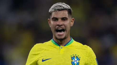 Foto: Pedro Martins/AGIF - Bruno Guimarães: cria do Athletico está em alta na Europa