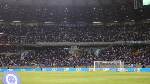 MG - BELO HORIZONTE - 06/08/2023 - BRASILEIRO A 2023, CRUZEIRO X BOTAFOGO - Torcida do Cruzeiro durante partida contra Botafogo no estadio Mineirao pelo campeonato Brasileiro A 2023. Foto: Gilson Lobo/AGIF