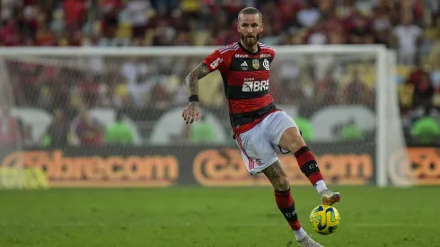 Foto: Thiago Ribeiro/AGIF- Léo Pereira ainda acredita no título da Copa do Brasil