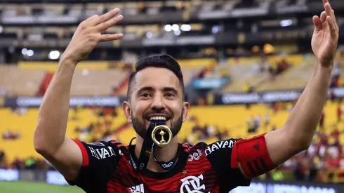 R$ 900 mil de salário, 1 ano de contrato: São Paulo se define sobre contratação de ER7<br />
- Foto: Franklin Jacome/Getty Images