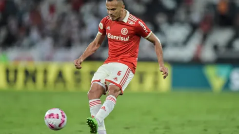 RJ – Rio de Janeiro – 16/10/2022 – BRASILEIRO A 2022, BOTAFOGO X INTERNACIONAL – Rene jogador do Internacional durante partida contra o Botafogo no estadio Engenhao pelo campeonato Brasileiro A 2022. Foto: Thiago Ribeiro/AGIF
