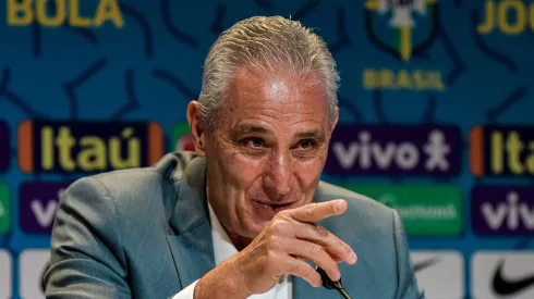 RJ – Rio de Janeiro – 07/11/2022 – CONVOCACAO SELECAO BRASILEIRA – Tite tecnico da Selecao Brasileira anuncia a lista com os 26 nomes convocados para disputar a Copa do Mundo de 2022 no Catar, nesta segunda feira (07), no auditorio da sede da CBF, na zona oeste do Rio de Janeiro. Foto: Thiago Ribeiro/AGIF