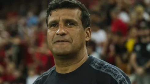 PR – CURITIBA – 21/09/2023 – BRASILEIRO A 2023, ATHLETICO-PR X INTERNACIONAL – Wesley Carvalho tecnico do Athletico-PR durante partida contra o Internacional no estadio Arena da Baixada pelo campeonato Brasileiro A 2023. Foto: Gabriel Machado/AGIF
