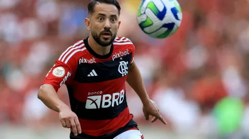  E AÍ? Corinthians entra com tudo na briga por Everton Ribeiro<br />
 – Foto: Buda Mendes/Getty Images
