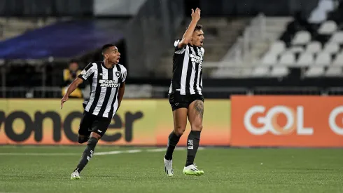 Foto: Thiago Ribeiro/AGIF- Tiquinho Soares