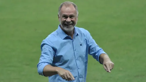 Foto: Jhony Pinho/AGIF – Mano Menezes pode acabar atrapalhando o Grêmio.
