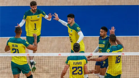Brasil entrará em quadra neste sábado (7) pela penúltima rodada do Pré-Olímpico. Foto: FIVB