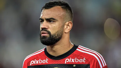 Foto: Thiago Ribeiro/AGIF – Fabricio Bruno jogador do Flamengo durante partida contra o Vasco no estadio Maracana pelo campeonato BRASILEIRO A 2023. 
