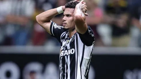 Foto: Gilson Lobo/AGIF – Derrota para o Coxa custou caro ao Galo
