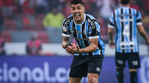 Foto: Maxi Franzoi/AGIF – Suárez: uruguaio tem programação diferenciada no Grêmio
