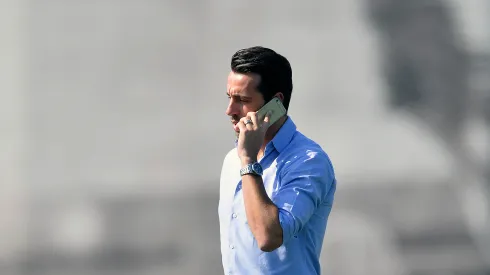 Edu Gaspar, do Arsenal, vai até o CT do Fluminense e chama atenção - Foto: Mauro Horita/AGIF