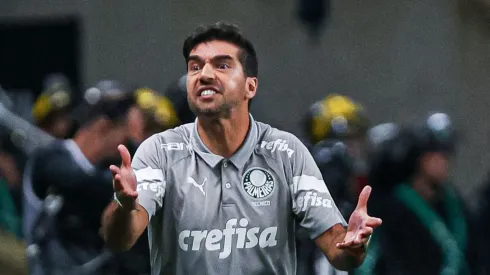 Foto: Maxi Franzoi/AGIF – Um dos nomes aprovados por Abel vem irritando a torcida do Palmeiras.
