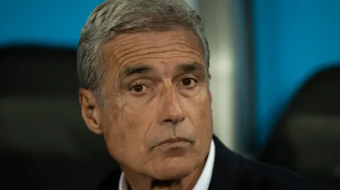 Foto: Jorge Rodrigues/AGIF - Luís Castro: ex-técnico do Botafogo abriu o jogo em entrevista