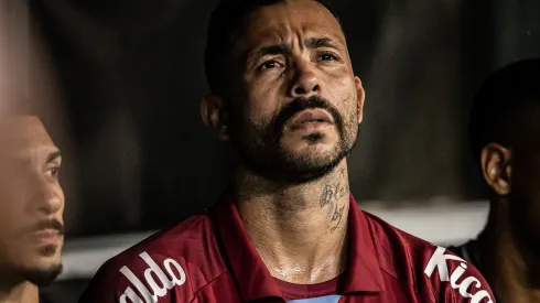 Vladimir está no Santos desde 2009 e foi chamado por Gallo para conversa DECISIVA, informa setorista