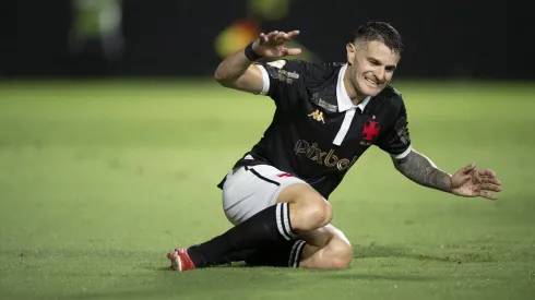 RJ – RIO DE JANEIRO – 18/10/2023 – BRASILEIRO A 2023, VASCO X FORTALEZA – Vegetti jogador do Vasco lamenta durante partida contra o Fortaleza no estadio Sao Januario pelo campeonato Brasileiro A 2023. Foto: Jorge Rodrigues/AGIF
