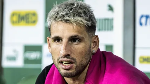 Foto: Abner Dourado/AGIF - Calleri acompanhando clássico entre Palmeiras e São Paulo