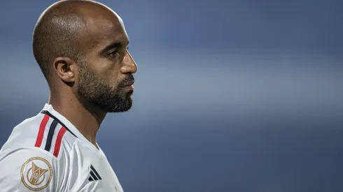 Lucas e +6; Dorival têm desfalques importantes para duelo contra o Cruzeiro – Foto: Isabela Azine/AGIF