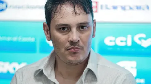 Foto: Jorge Luís Totti/Paysandu- Roger Aguilera